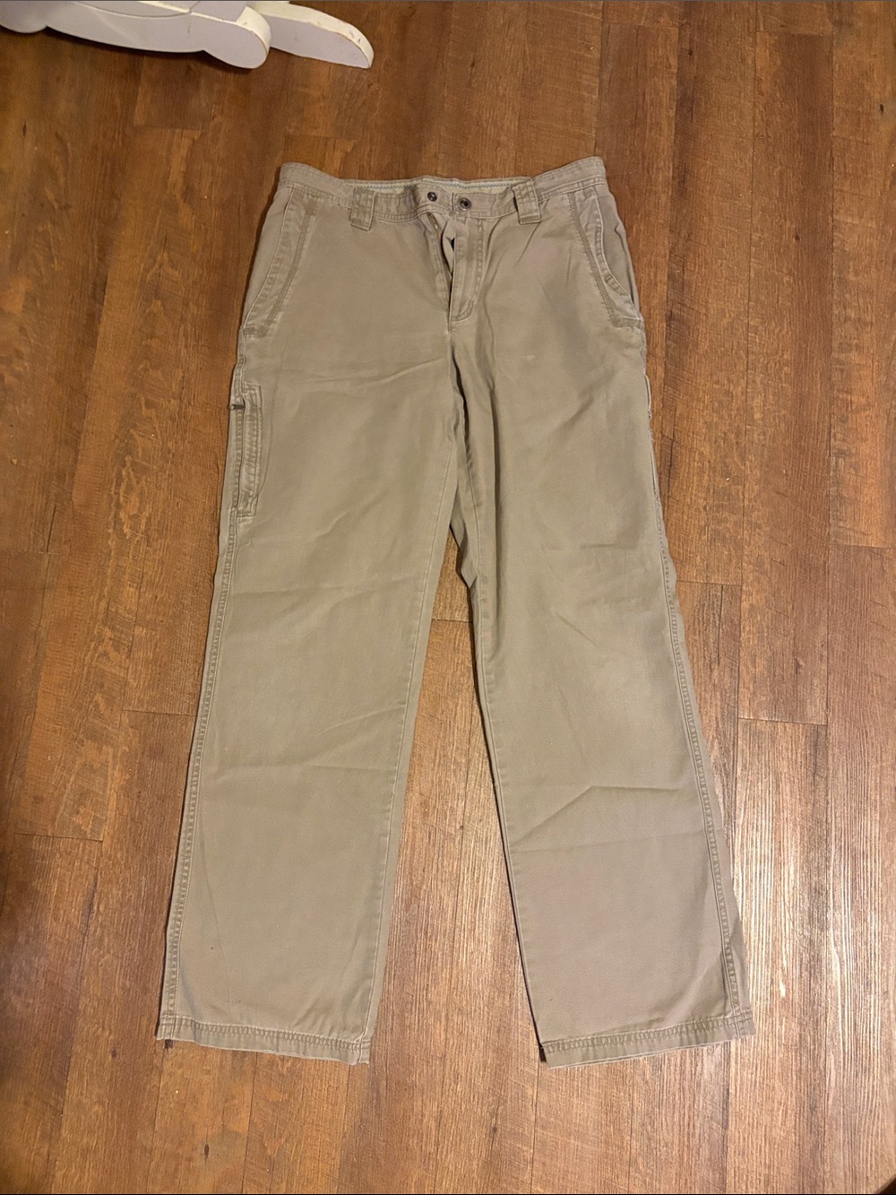 Columbia Men's chino Pants in Khaki 32/32